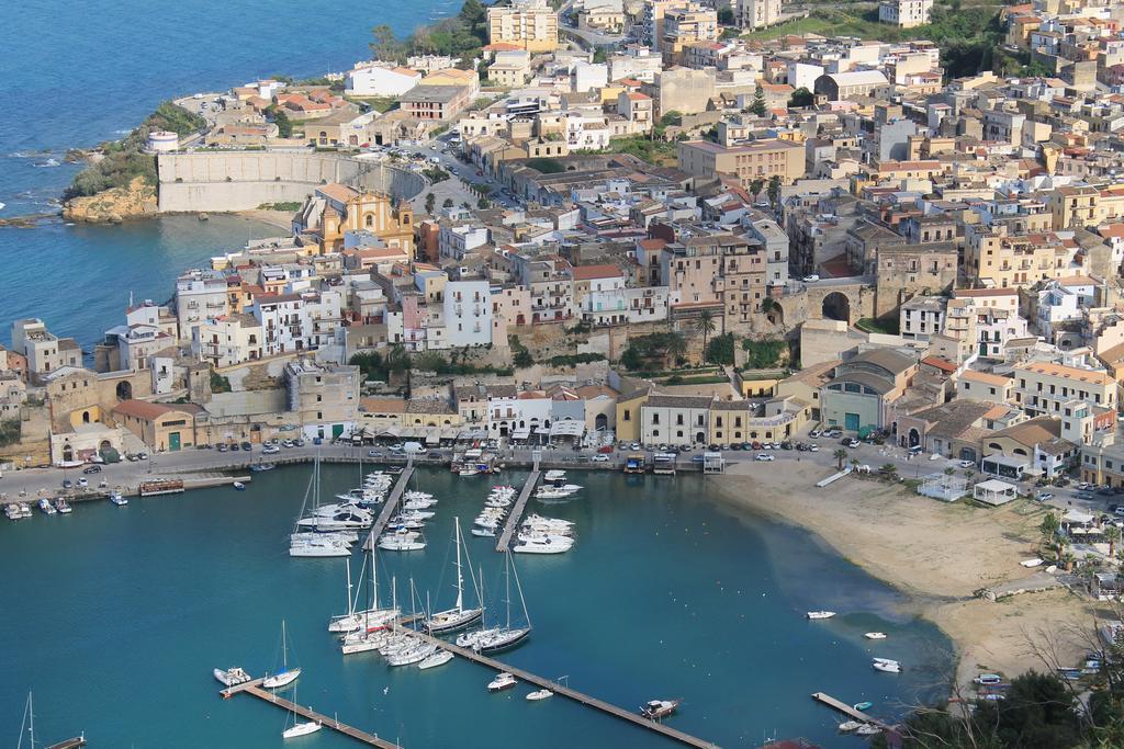 Casa Longo 2 Lägenhet Castellammare del Golfo Exteriör bild