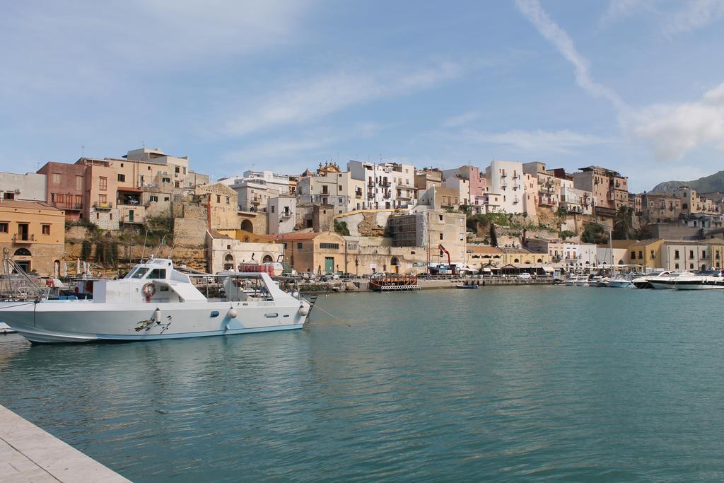 Casa Longo 2 Lägenhet Castellammare del Golfo Exteriör bild